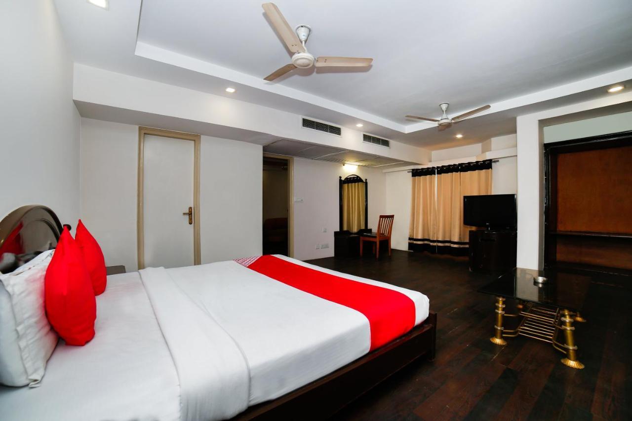 Hotel Shelter Gwalior Eksteriør billede