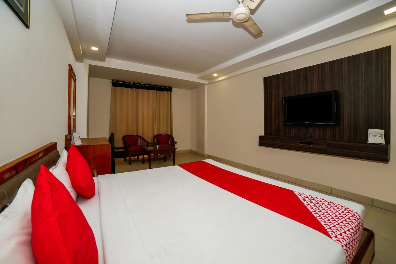 Hotel Shelter Gwalior Eksteriør billede