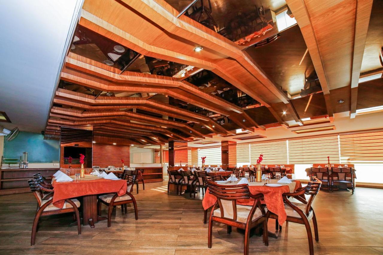 Hotel Shelter Gwalior Eksteriør billede